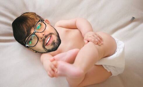t3ddyyyyy's tweet photo. quando me chamam de bb https://t.co/NTECRzeSAk