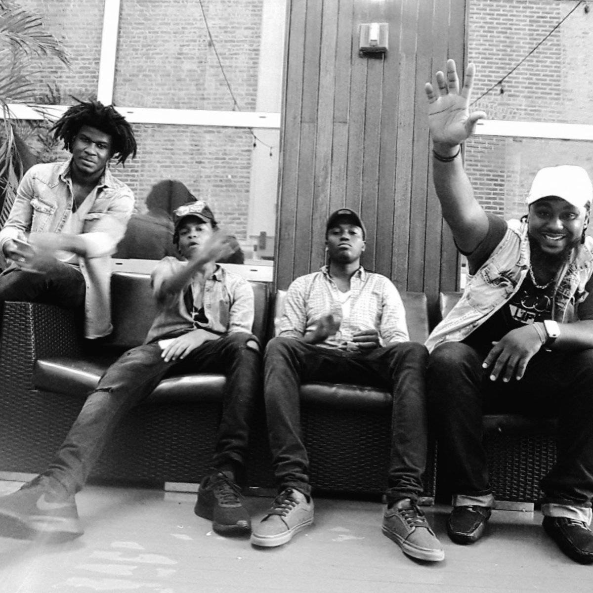 MoiseArly's tweet photo. C-ZOE LEADERS #afrocode https://t.co/D2Q4j9VwyI