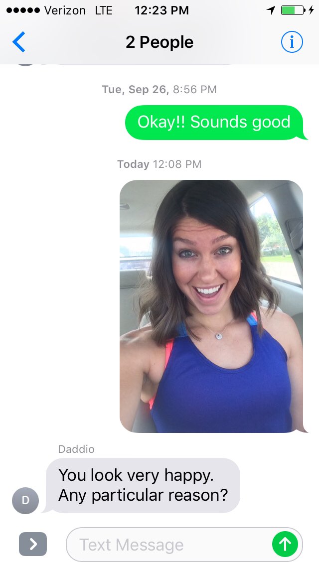 JenPink25's tweet photo. Just cut my hair to donate it and my Dad can't even tell?!?!😂😂😂 #observant https://t.co/xd8mw4qYMU