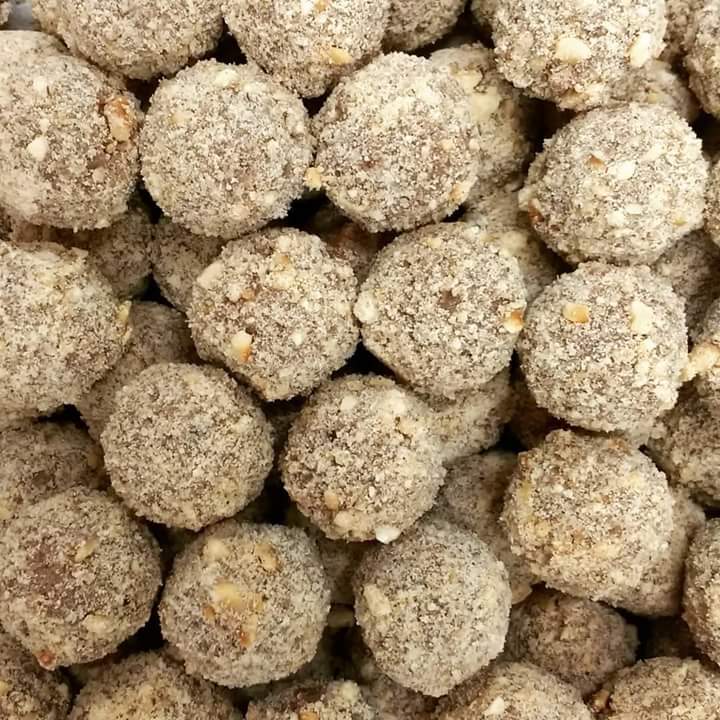 Spiced Apple Crumble , pop in and try some, taste of #autumn <a href="/Taste_Of_Wales/">Taste Of Wales</a>