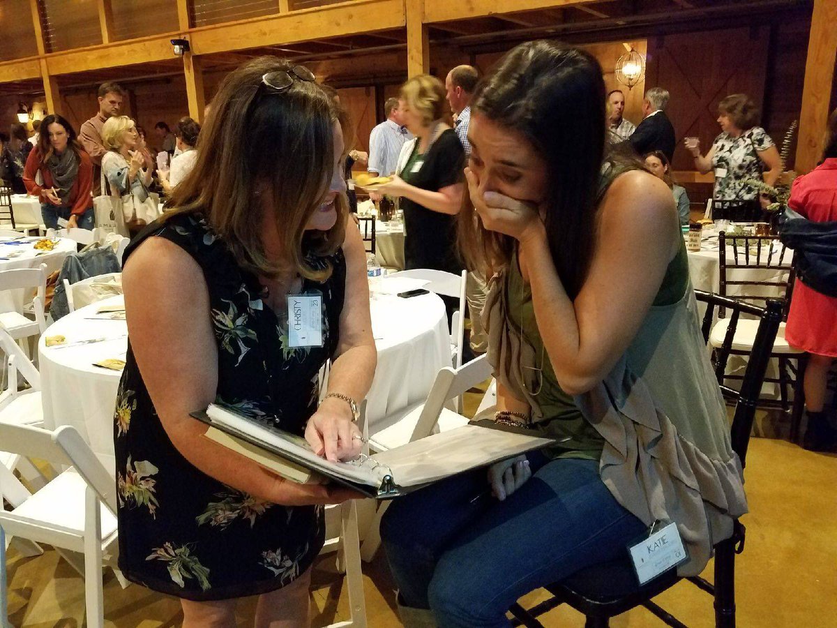 wcsRHS_Art's tweet photo. RHS art teacher Christy Douglas & 2007 RHS grad, Katie Davis, share a memory at "Stories & Songs with Katie Davis Majors"#amazima https://t.co/olRd59AHQm