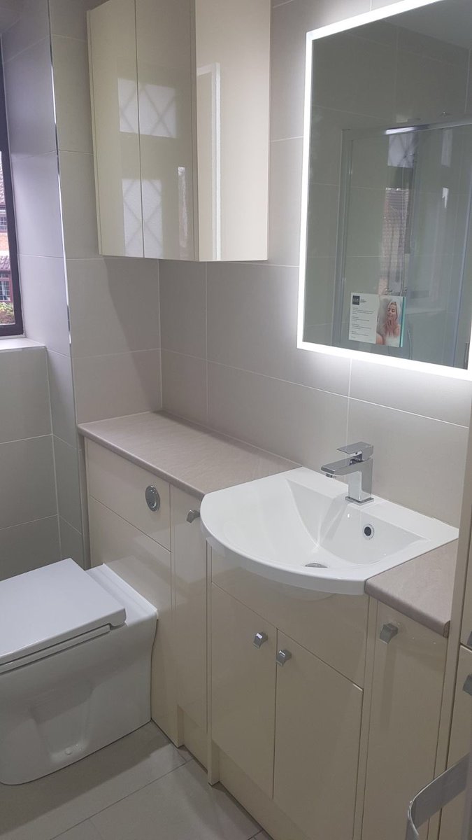 heatingjw's tweet photo. Another very satisfied customer mr and mrs Wellington of lichfield they are overwhelmed with the service we provided, https://t.co/iXp2JNLTaj