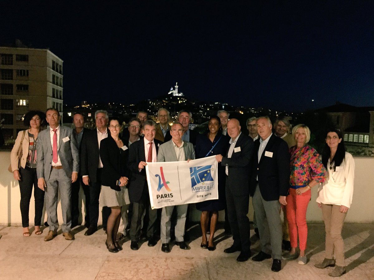 richardmironLR's tweet photo. Avec l'Institut Européen Américain Sport-Business-Media pour la promotion des valeurs de l'Olympisme et Paralympisme #chefsd'entreprises https://t.co/Dp13mOAIFT