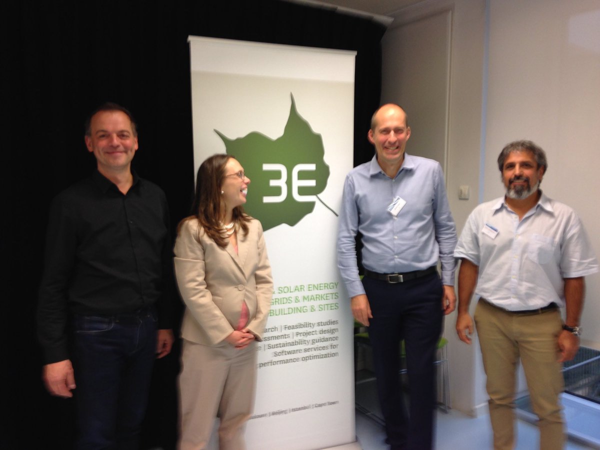 soniakdunlop's tweet image. A key player in cross-cutting #digitalsolar @3E_renewables show how it's done with Synaptiq and much more #Bigdata #digitalisation #solar