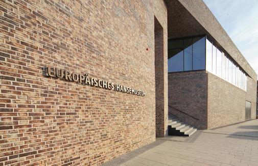 Messingbuchstaben von Hansemuseum in #Lübeck weg ebx.sh/2wJffm5 https://t.co/elpqzQvYrn