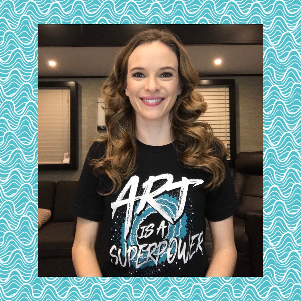 TheArtofElysium's tweet photo. How does @dpanabaker prove #ArtIsASuperpower? She volunteers in our Girl Talk Program to help young people learn to use their power too! 🎨💪🏽 https://t.co/UshD3nPLpp