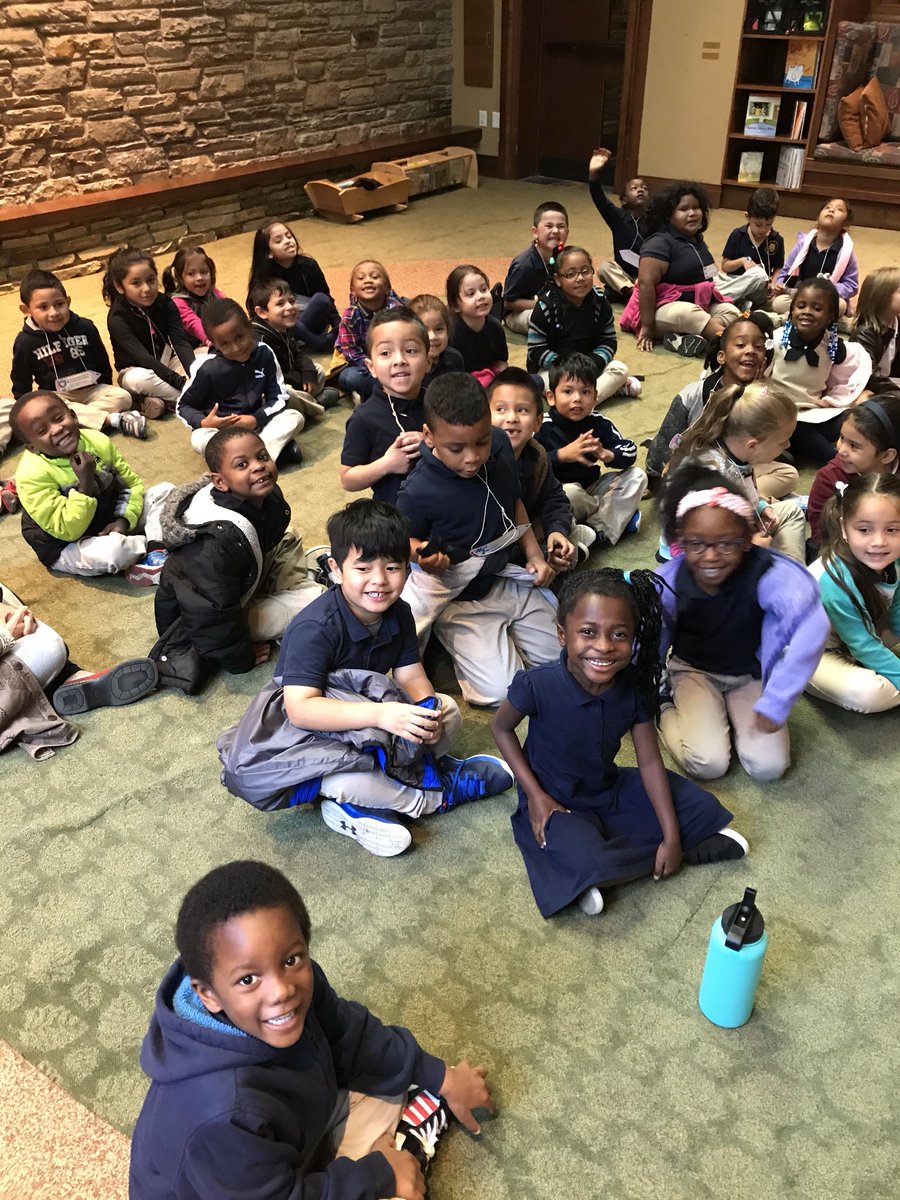 MissGarfall's tweet photo. Our first field trip to Enoch Pratt Library on 10/2 was so much fun! We rode the bus, heard a story, and read lots of books! https://t.co/MXOQ9RLWrd
