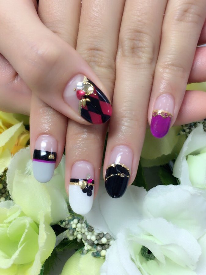 ナイスネイル池袋 キャラクターモチーフネイル あんさんぶるスターズ 大神晃牙 カードバトラーのお衣装をイメージしてデザインさせていただきました ご来店ありがとうございました