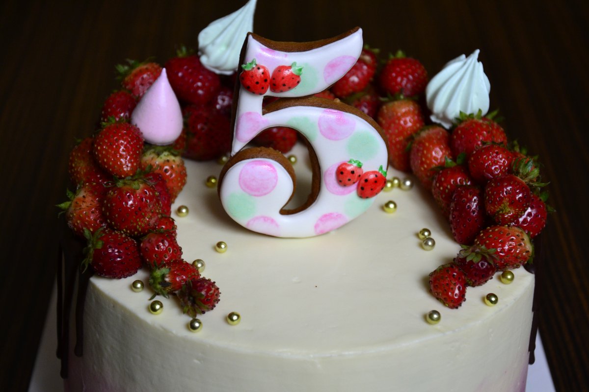 Victory_Cakes's tweet photo. Торт из "неопубликованного ранее" на #пятилетие. #Апельсиновые_бисквиты, #апельсиновый_курд, #персики и #крем_чиз. #victory_cakes #kr https://t.co/v4PRFdm0JS