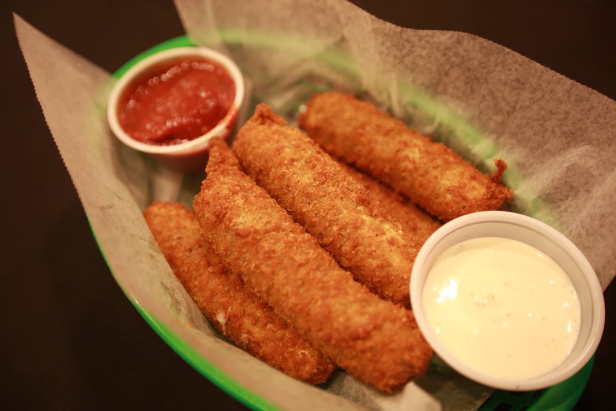 Froghead_OS's tweet photo. Start your meal off right! Enjoy $1.00 OFF an appetizer w/any entrée! Exp. 10/15/17 • 1 per table • DINE-IN only • Not valid w/other offers https://t.co/BtjGk3qtO7
