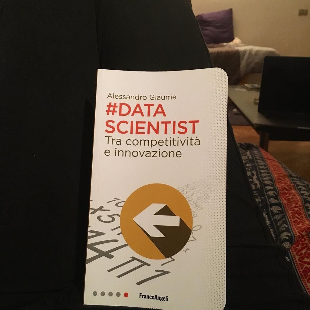 noemiborghese's tweet photo. Regali utili? Chiedi a @fra_gav 💪🏻#ninjapowa #professionidigitali #data #dataluv #datass #datanonproprioquellodeig… https://t.co/e1rrzyzVhR https://t.co/OKTNvJVkau