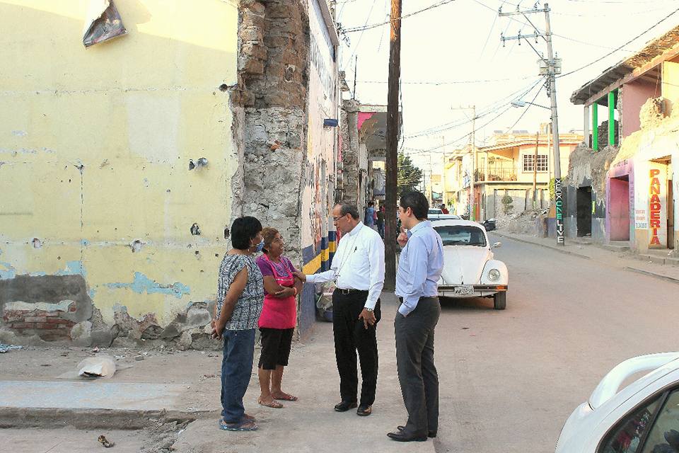 fecolectiva's tweet photo. 📸FOTOS:
#CardenalEnMexico
Cardenal #RosaChávez caminando por los lugares que resultaron afectados por el terremoto🇲🇽 https://t.co/cdjxDyHfXd