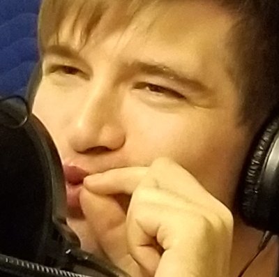 BotchedPodcast's tweet photo. I have no idea what idea what the hell @WorldsOkayestDM is doing... new episode is out though https://t.co/R2VBnZNDd2 #dnd #doublevape? https://t.co/QhodyCmk8O