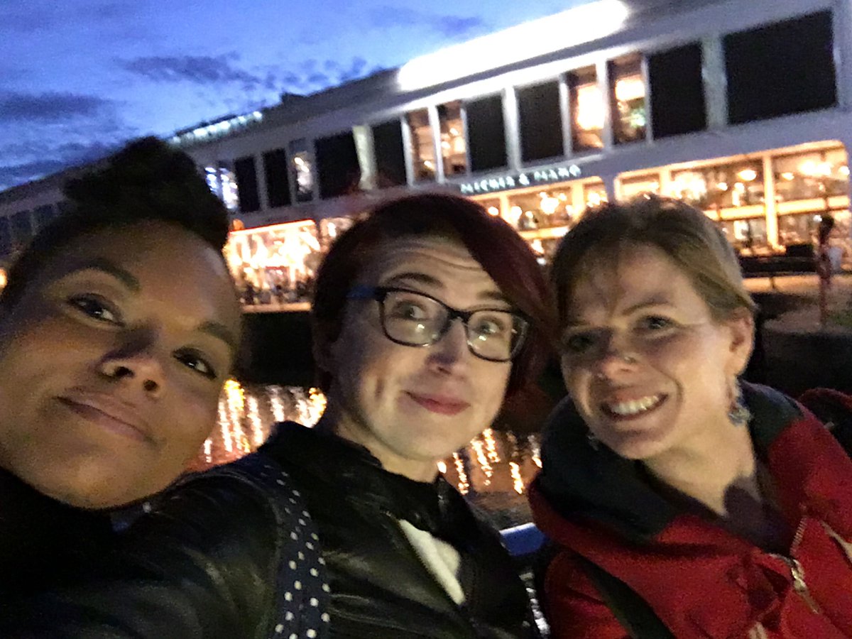 AbbieYerrill's tweet photo. Goodnight #PeerFest17 - you've been brilliant https://t.co/WTrUNXArFg