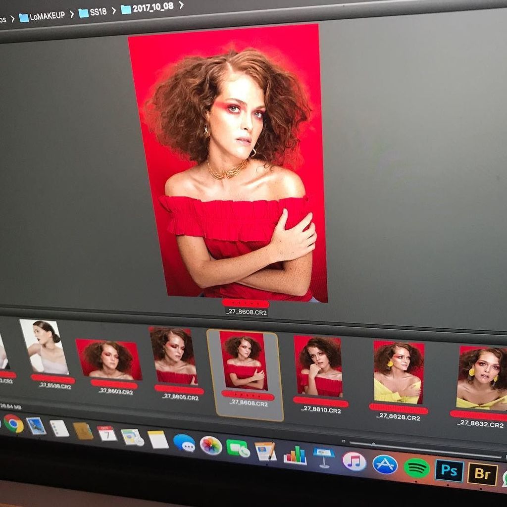 LoMakeUpStudio's tweet photo. Hablemos de los fotones tremendos de @nachomiyashiro.ph para #LoMakeUpStudio SS18 💣🙌🏼😍 Ella @jennum94
Styling @so… https://t.co/yNgyQStxPm https://t.co/Bx8htHVZpT