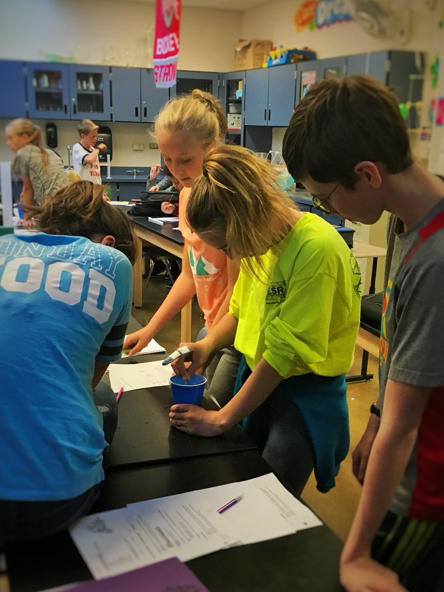 WebberMS's tweet photo. Experimenting with water temp & hatch time. Science with Mrs. Graff π©βπ¬π¨βπ¬βοΈ #WeAreWebber #WebberLearns #WebberScience #PSDproud https://t.co/o1tkRJCuFw
