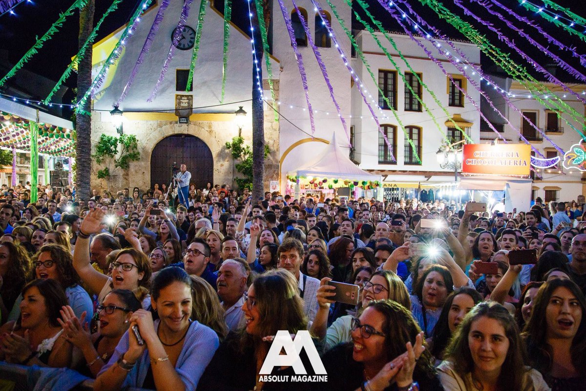 Algunas fotos del concierto de <a href="/LosRebujitos/">Los Rebujitos</a> del pasado sábado en #Ojén #Málaga!