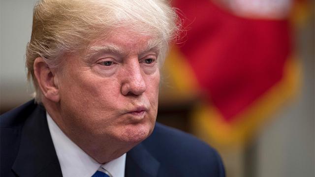 thehill's tweet image. Poll: Trump's popularity with rural voters is on the decline hill.cm/Kij2hsp