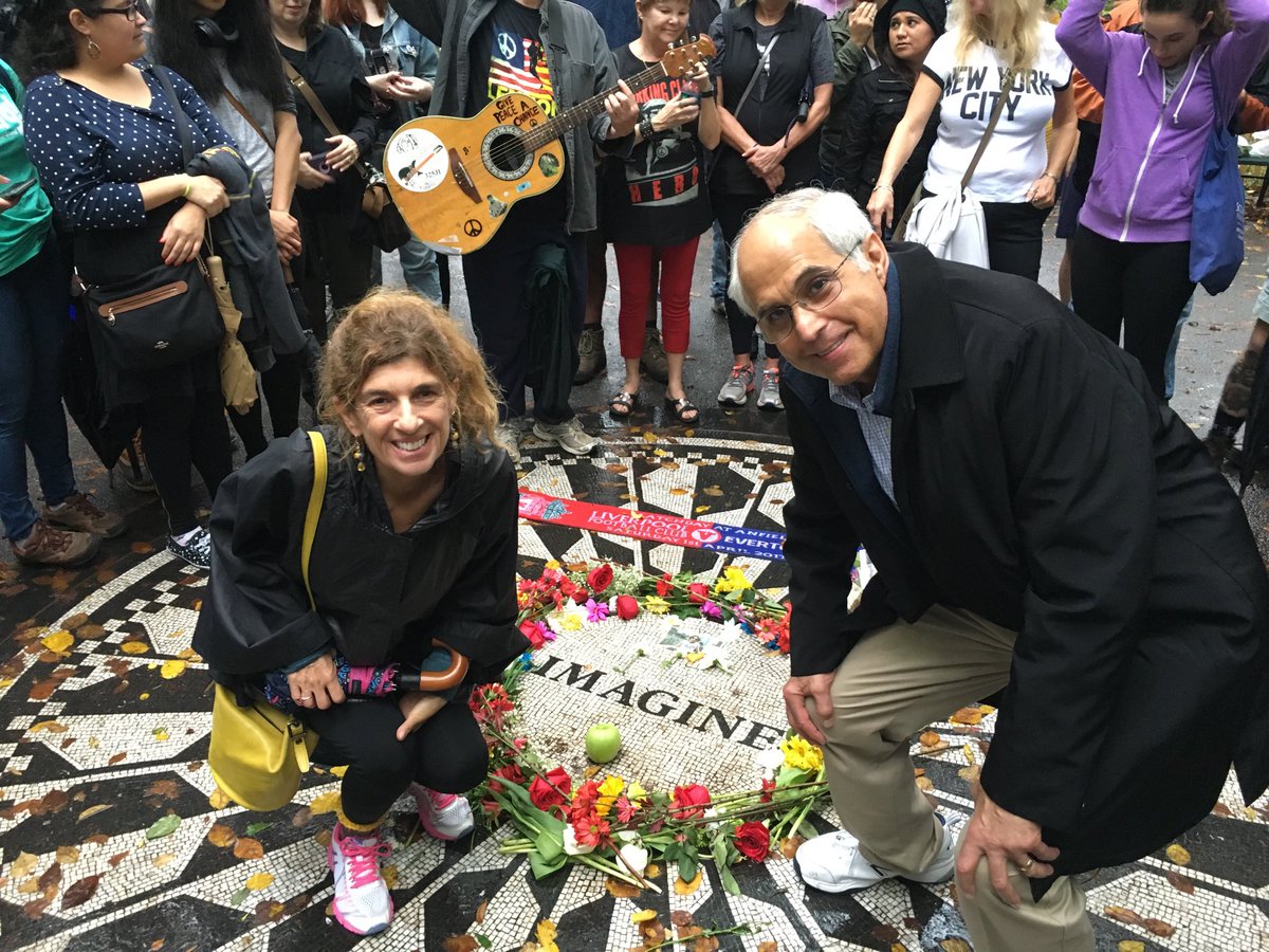 richnewberg's tweet photo. Remembering John Lennon at Strawberry Fields (forever). https://t.co/8TPjBOlZkG