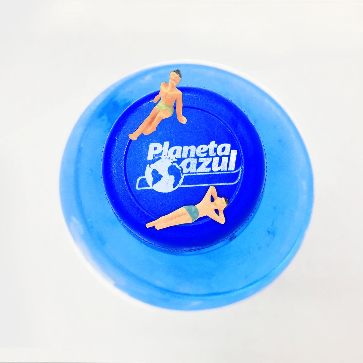 Transportate con #AguaPlanetaAzul en este Lunes 🤗