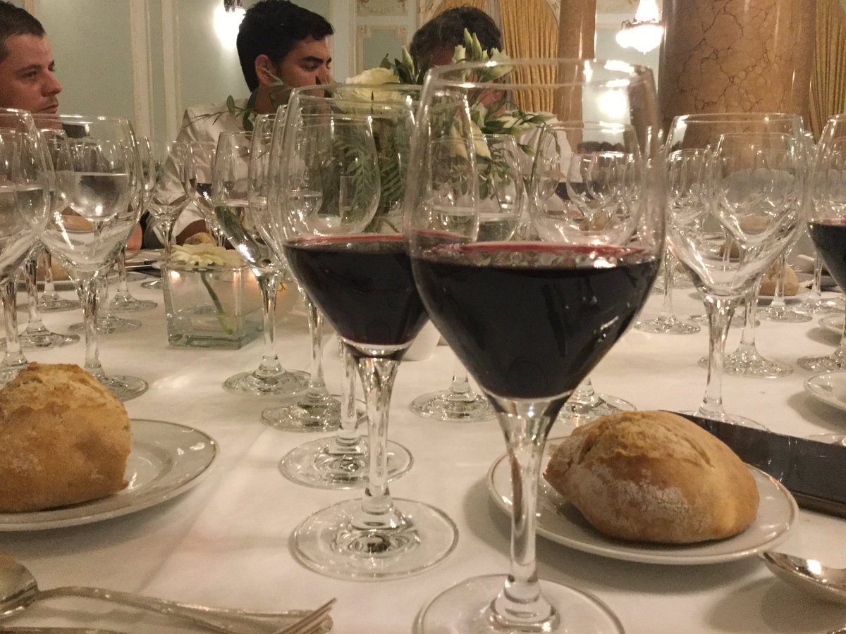 ssgastronomika's tweet photo. La cena oficial de #ssg16 en @hotelmariacrist está patrocinada por @doribera y @tierradesabor https://t.co/V79lNnJzuT