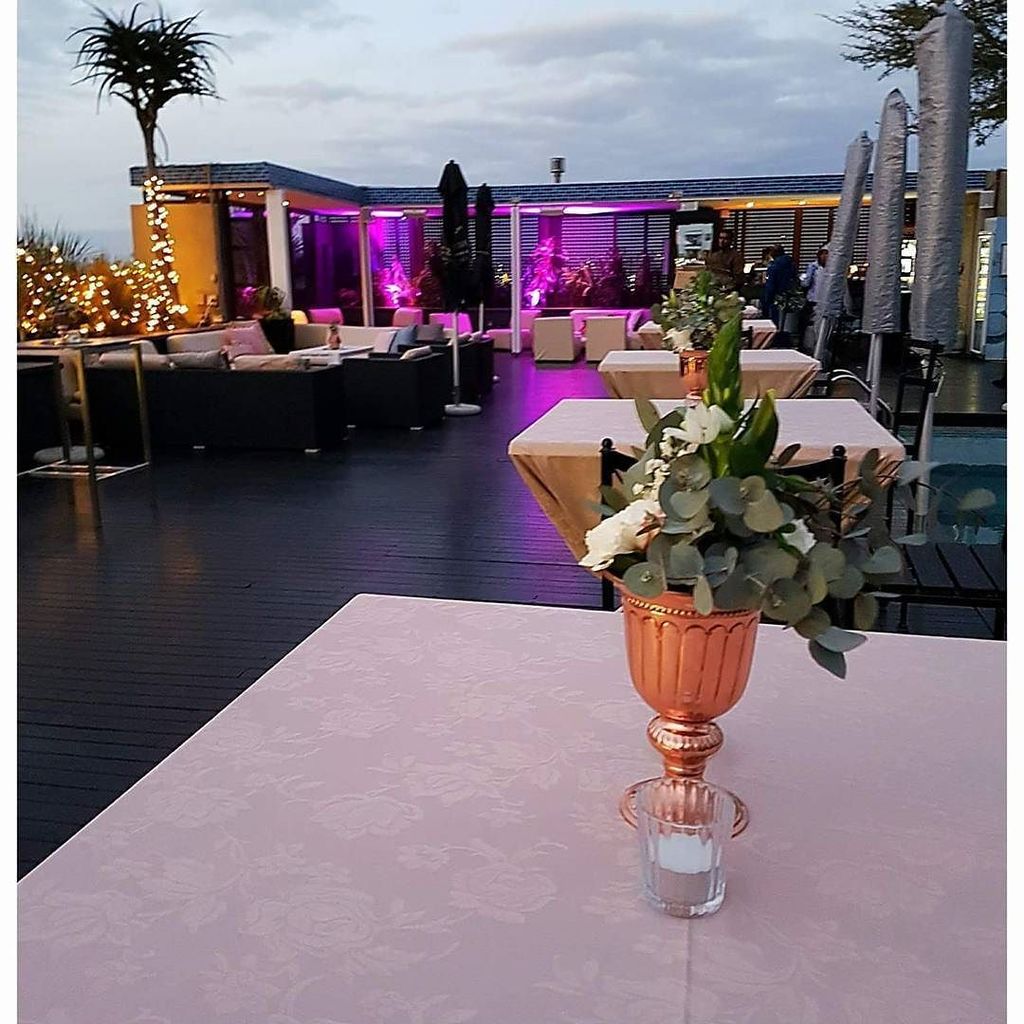 Zenith Sky Bar & Pool Deck -  Rooftop Bar  - Cape Town Bars