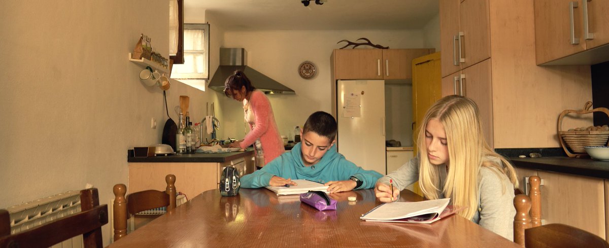 Comienza montaje "La decisión de Paula" cc <a href="/TxabiAlastruey/">Txabi Alastruey</a> @izaratiegui <a href="/BerraondoXavi/">Xavi Berraondo</a> <a href="/pintoespejos/">Noelia Rueda</a> en <a href="/ValleEsteribar/">Valle de Esteribar</a> <a href="/auritz_burguete/">𝕽𝔦𝔫𝔠𝔬𝔫𝔢𝔰 𝔡𝔢𝔩 𝔓𝔦𝔯𝔦𝔫𝔢𝔬</a>