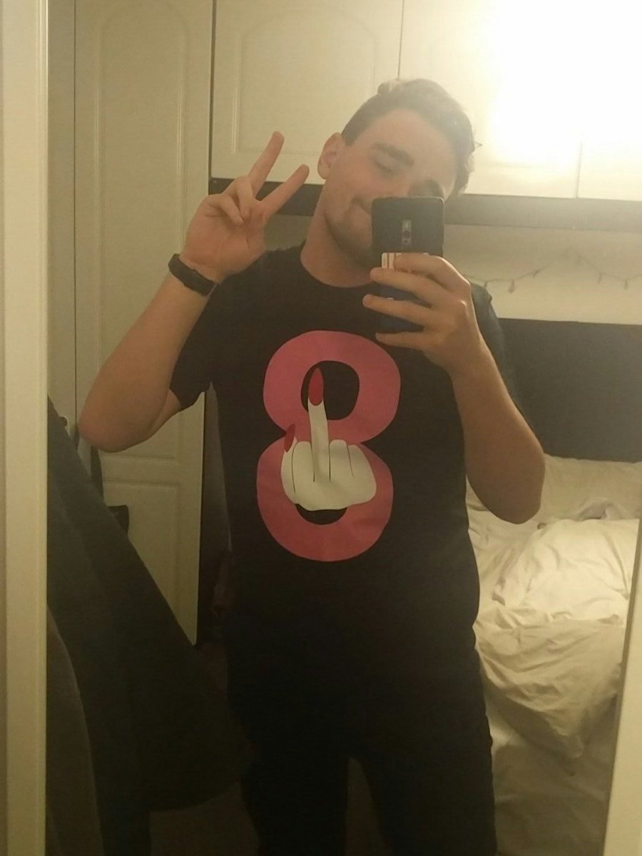puhjayjayjay's tweet photo. Got that #hunrealissues look #repealthe8th https://t.co/D0ZL8nRdh3