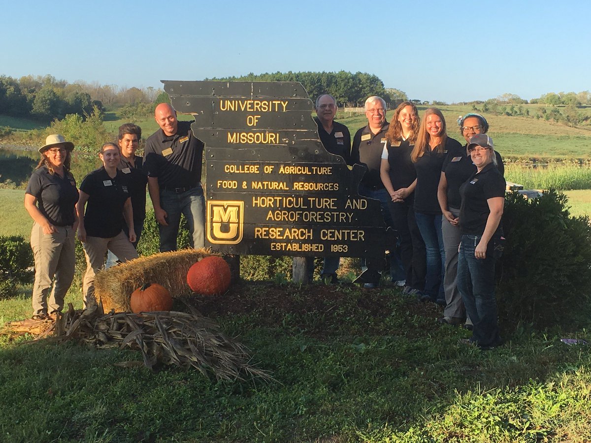 Where is my <a href="/PurdueExtension/">Purdue Extension</a> educator? In #Missouri learning about #agroforestry . Amazing group of #boilermakers on a beautiful day.