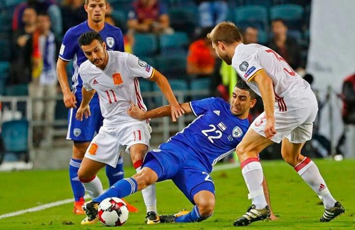 Illarramendifan's tweet photo. 9 de octubre 2017 fecha que nunca olvidaras @illarra4 .Enhorabuena por tu primer gol con la @SeFutbol https://t.co/Wyda4NiDg8