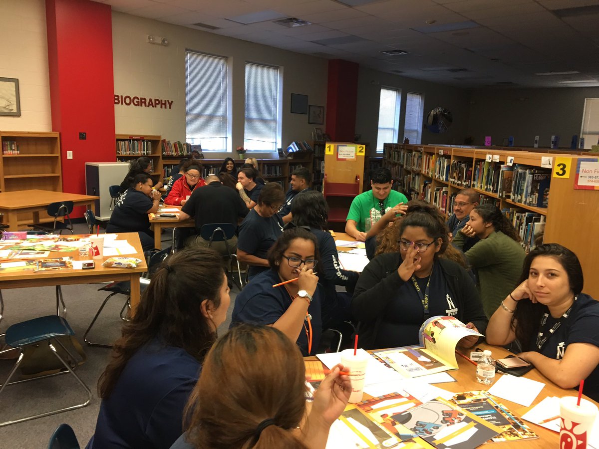 msmonicagarza's tweet image. Staff training today with the awesome @WriteBrainBooks team! Fun authoring our own books #WriteBrain #AfterSchoolEnrichment #NISDInspired