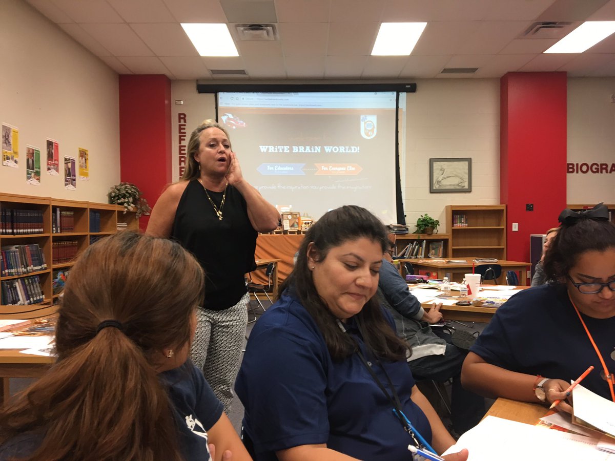 msmonicagarza's tweet image. Staff training today with the awesome @WriteBrainBooks team! Fun authoring our own books #WriteBrain #AfterSchoolEnrichment #NISDInspired