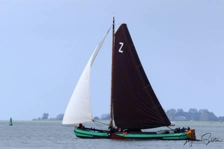Ulbe wint van iedereen

skutsje.nl/nieuws/wedstri…