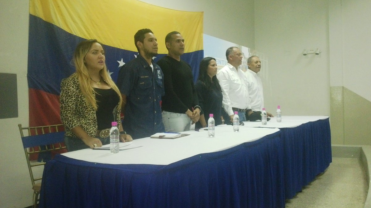 BolivarProgresa's tweet photo. #JuventudConCompromiso #JuventudDeAraguaProgresista @ismaelprogreso @freddryarenas1 https://t.co/6kt9OLLkO7