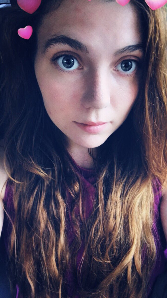50_shadesofgray's tweet photo. Happy Tuesday! ✌🏻✌🏻
@GraysonDolan @EthanDolan #TuesdaySelfie #Dolantwinsnewvideo https://t.co/yHJgBdaYqc
