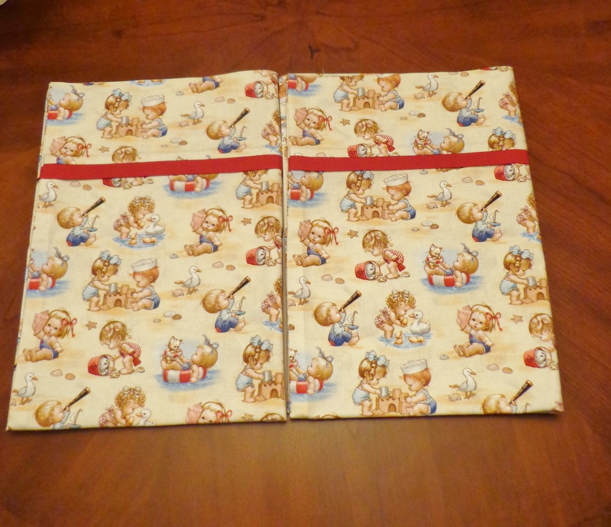 NonnaShea's tweet photo. #Handmade #Pillowcases #Beach #Babies #standard #queen #ebay #gift #Oniobot #HAFshop #SPbiz #promomyshop https://t.co/KUQe9D1NDA https://t.co/zwZHdQRMbY