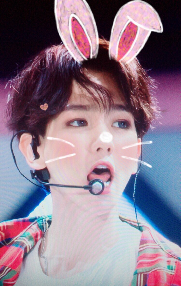dearkyoongie's tweet photo. Last day #EXOVoting for mwave.. lets make @weareoneEXO be the first ๐
โ๏ธ MWAVE https://t.co/55m4XKiJZO (login Facebook/Twitter required) https://t.co/9VrACGq8Rw