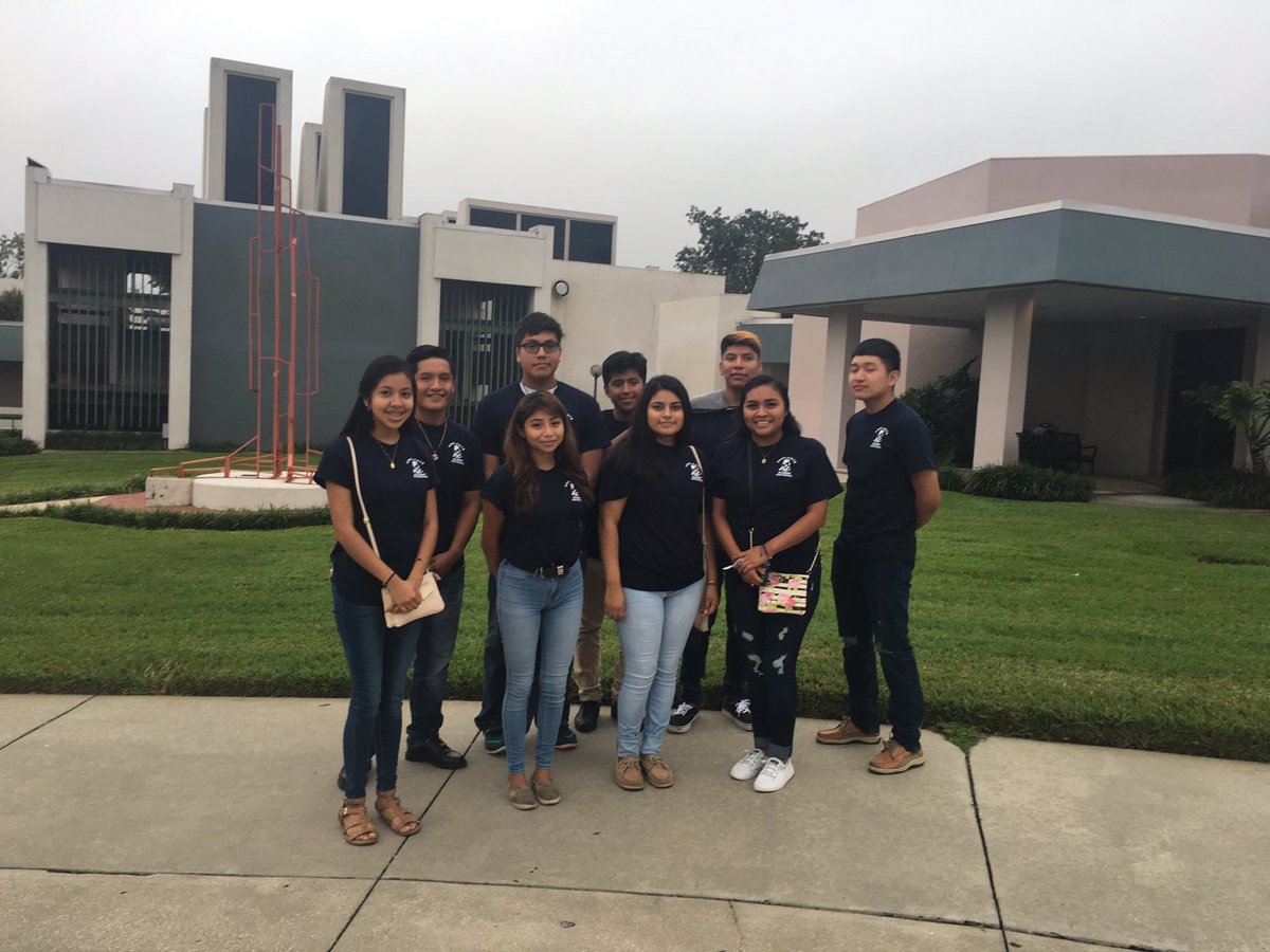 MHSMulberryFL's tweet photo. MHS participated in ODK Leadership Forum at Florida Southern College. Students participated in networking, team building, and leadership! https://t.co/8nsNZKT8Tl