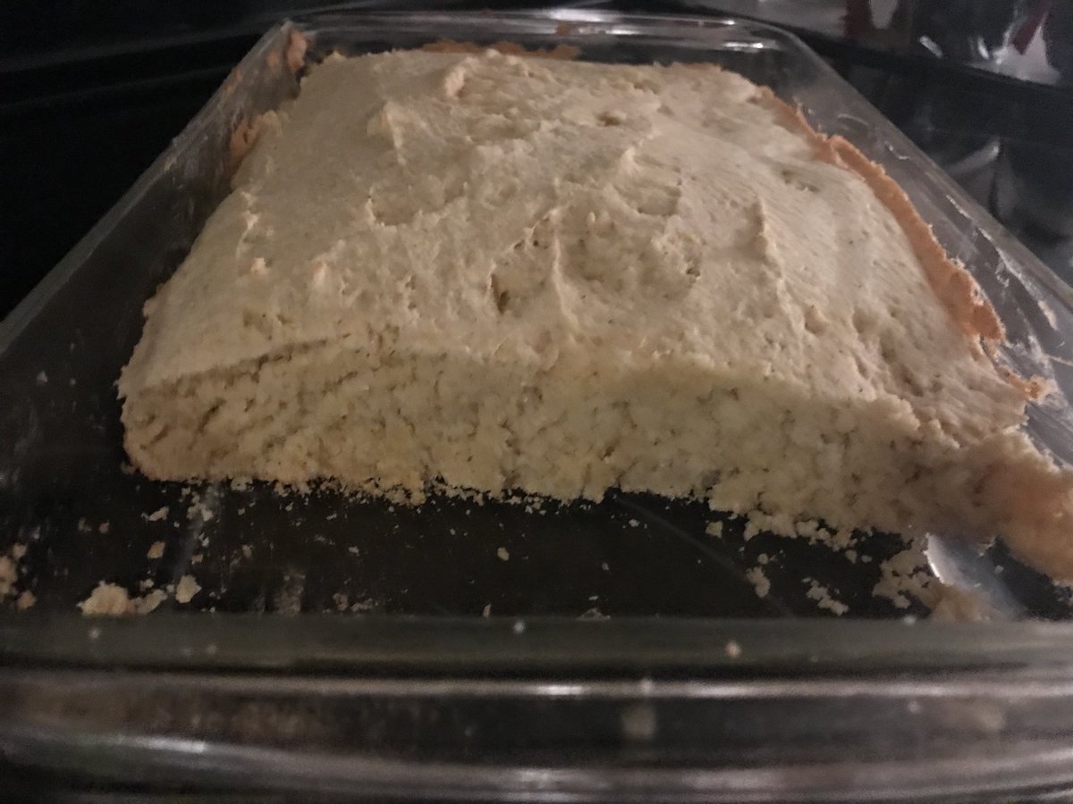 chrislb104's tweet photo. @BobsRedMill GF cornbread. Perfect with chili today. @cbnationals @glutenfreemike @ImaCeliac #gfcornbread #bobsredmill https://t.co/ewXHgd5uKM