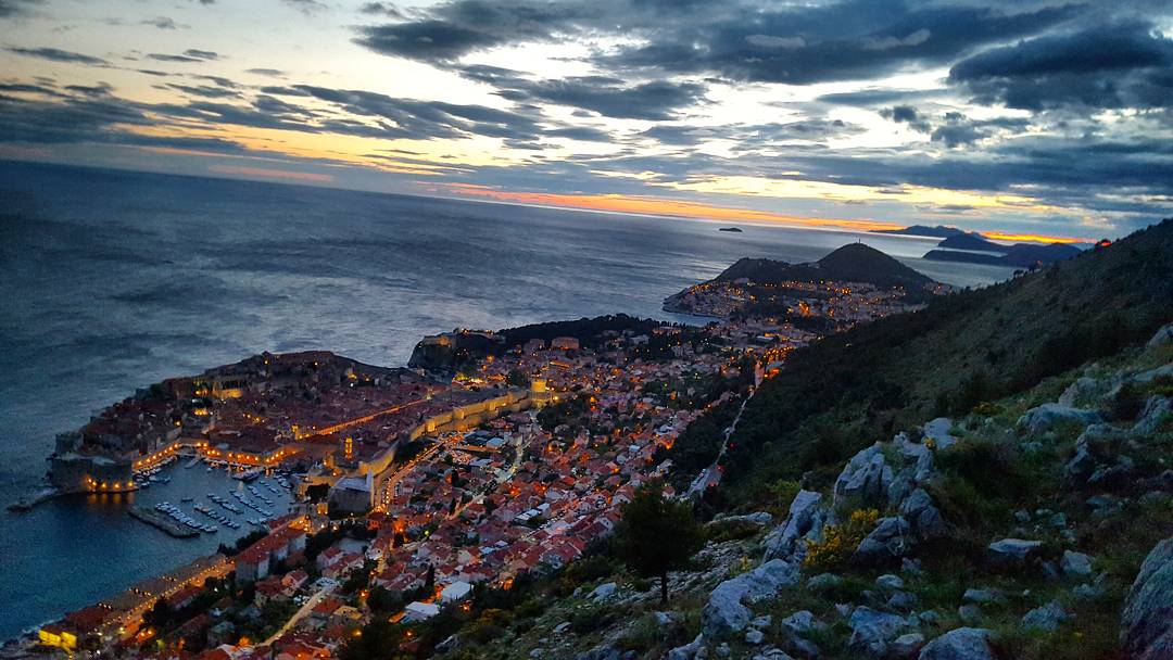 jelenna4's tweet photo. When in #Dubrovnik https://t.co/6x0divdSWy