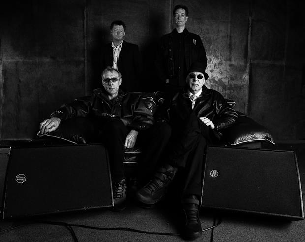 TheBloggingGoth's tweet photo. Hosting a Q&A with David 'Wolfie' Wolfenden of #Expelaires #RedLorryYellowLorry #TheMission in #Leeds next Monday!
https://t.co/hkeSQsgltA https://t.co/4FxuUCd7Dl