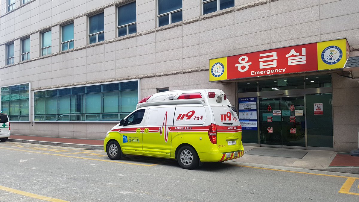 시화 시흥안산 센트럴병원은 시흥소방서 119 등 응급환자 이송처 등과 긴밀한 협력으로 응급환자의 시술까지 걸리는 시간을 최대한 줄이는 노력을 끊임없이 해오고 있습니다.