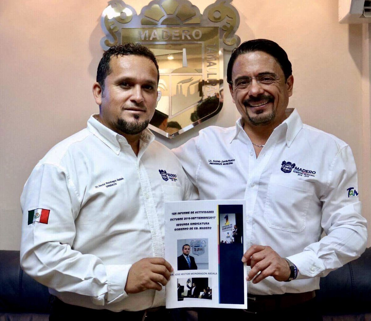 ciudadmaderogob's tweet photo. El Síndico segundo, Doctor Héctor Mondragón realizó la entrega de su Primer Informe  Anual de Actividades. https://t.co/8tJ0DSbyhx
