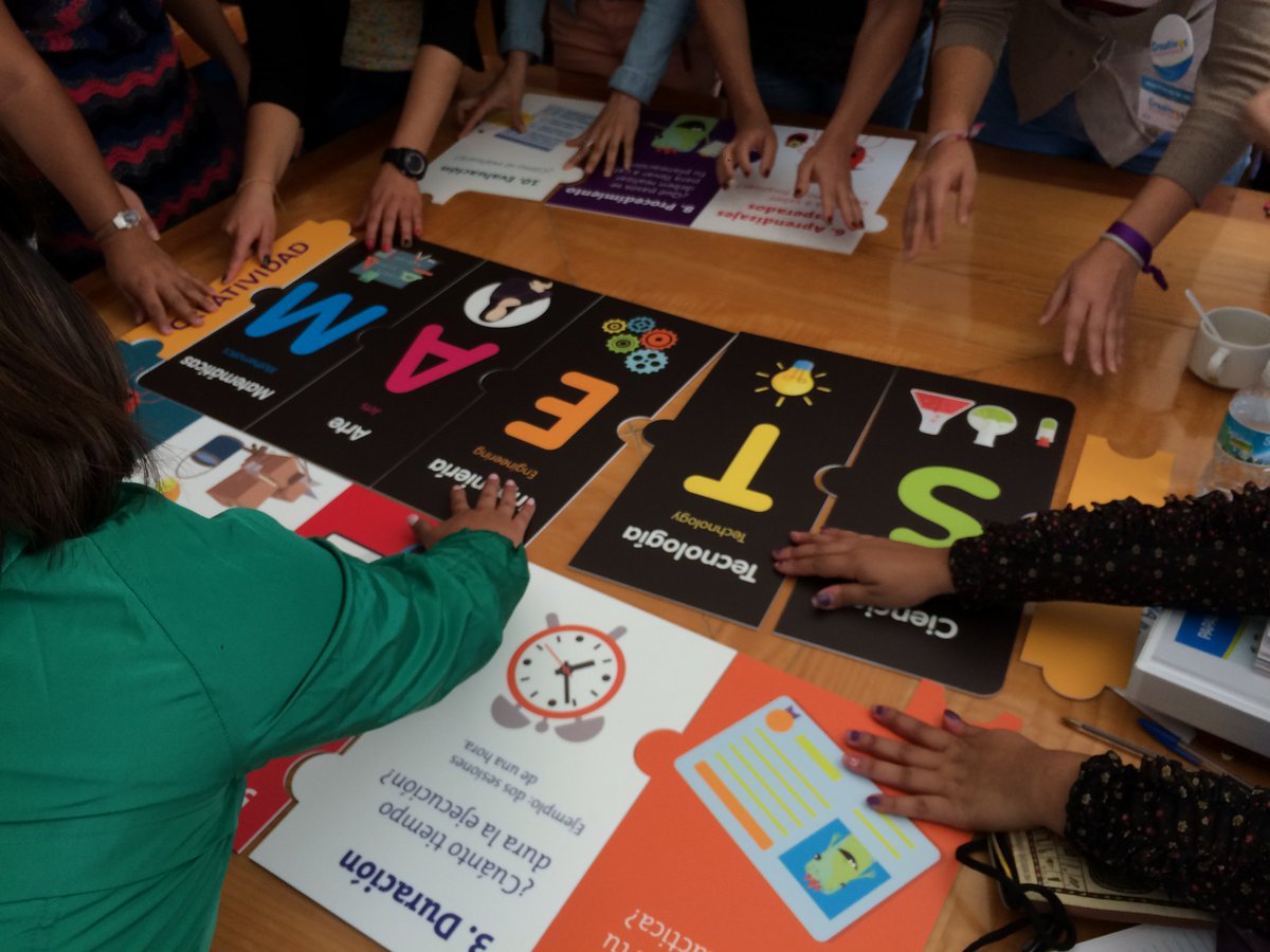creativospmn's tweet photo. #CreativosPapalote Gracias a IBM #STEAM https://t.co/e67bfQ6O8u