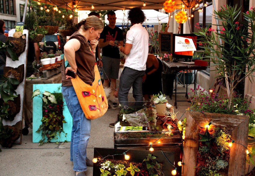 Moonlight Market tweet media