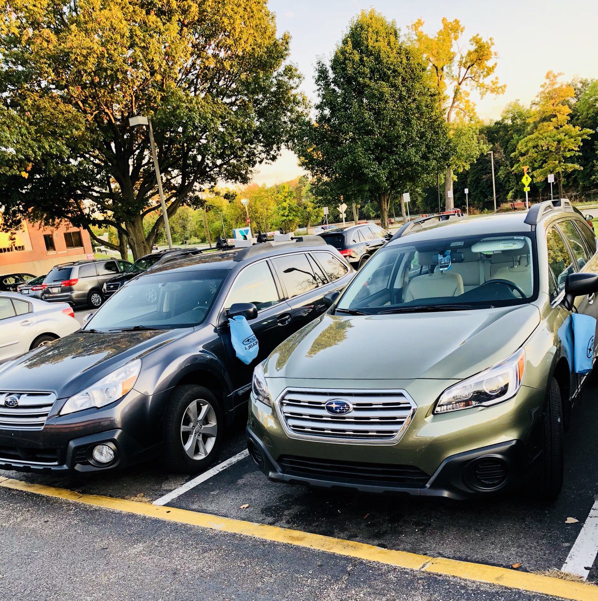 iRayGonzalez's tweet photo. You get a goodie bag and you get a goodie bag! #SubaruOutback #SubaruAmbassadors #SubaruCrew #LoveIsOutThere #SharetheLove @subaru_usa https://t.co/yS5x6CB6Bb