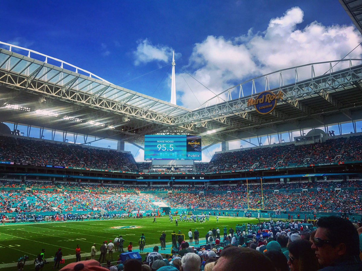 ideenghorbani's tweet photo. #MIAvsTENN 🐬 https://t.co/1XHFVhon0V