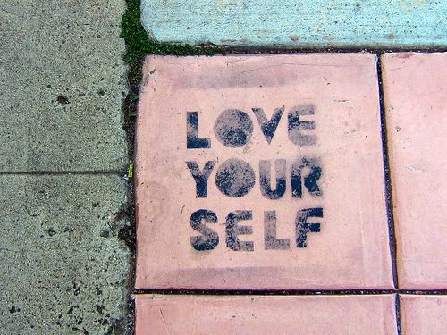 tachiwi's tweet photo. Above all else #selfloveforthewin #takecareofyou #selfloveisntselfish #selfperservation #selfmotivation #loveyourself https://t.co/O57RRnLYba