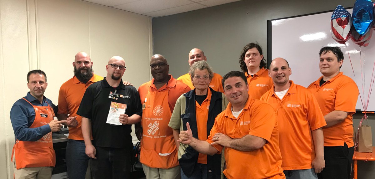 MES being recognized for doing the right thing #success <a href="/MikeSMatias/">Mike Matias</a> <a href="/ChrisRoyMETD100/">Chris Roy</a> <a href="/KJChamberland/">Kevin Chamberland</a> <a href="/hayes_hilton/">Colleen Hayes-Hilton</a> <a href="/marantes1/">Marcelo Arantes</a>