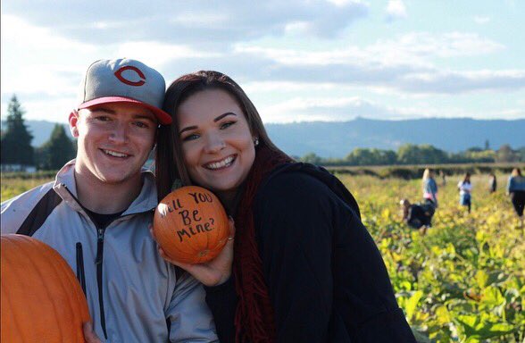 DrewScott21's tweet image. I think I came across the pretty perfect Pumpkin!😏😍🎃👻 #BOOthing #HappyHalloween